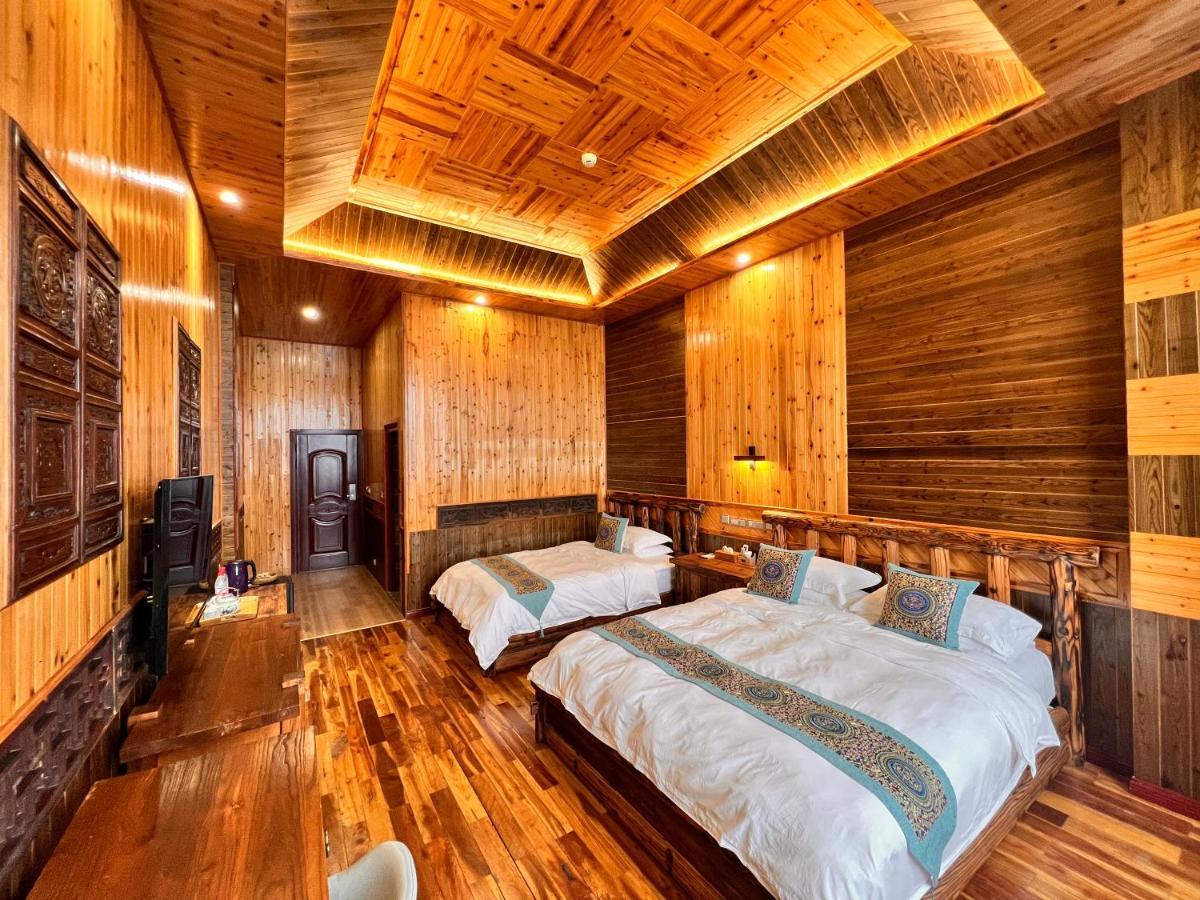 Baike Boutique Hotel Лунгшен Екстер'єр фото